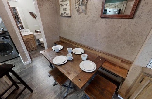 Red River House | Rose Rock Mountain View