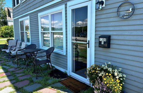 Rye Apartment | Rye Beach 1-Bedroom Condo | Private Beach Access & Walk to Petey’s Seafood