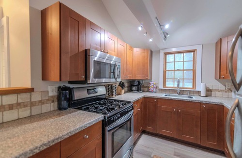 Rye House | Rye's & Shine | Mins to the Beach | Pet Friendly