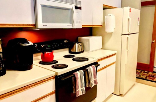 Carroll Apartment | S3 AWESOME VIEW OF MOUNT WASHINGTON! Family getaway in Bretton Woods