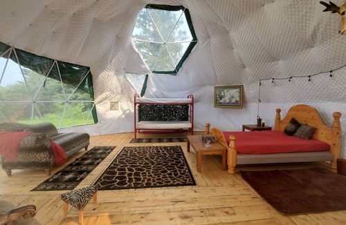 Caroline House | Safari Dome in the beautiful Boundary RV Park