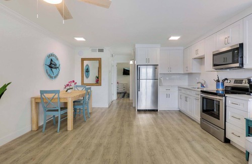 Stuart Apartment | Sailfish Suites 6 - pet friendly, waterfront!
