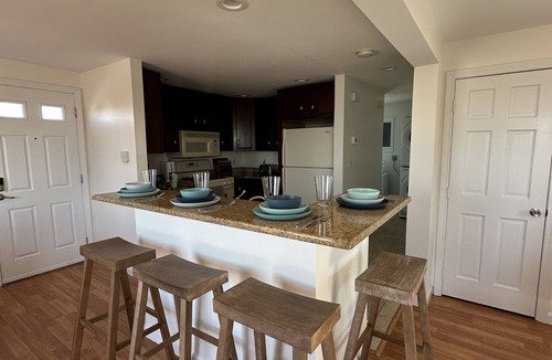 Fairhaven House | Saltmarsh Beach House steps from the beach!