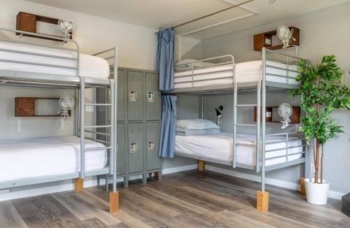 Banff Hostel | Samesun Banff Hostel