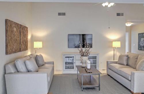 Jensen Beach House | 'Sand Dollar' Jenson Beach Home w/Pool Access!