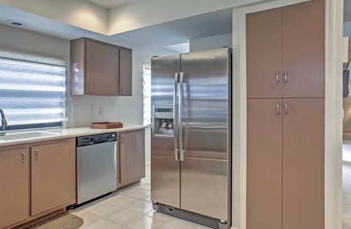 Jensen Beach House | 'Sand Dollar' Jenson Beach Home w/Pool Access!