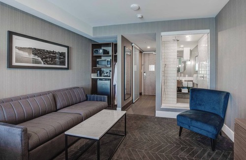 Saskatoon Hotel | Sandman Signature Saskatoon South Hotel
