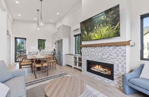 Black Creek Condo | Saratoga Bliss at THE BEACH HOUSE