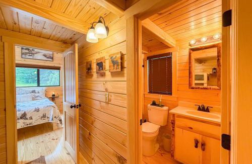 Lincoln House | SaunaHaus - Log Cabin plus Private Sauna by the Brook