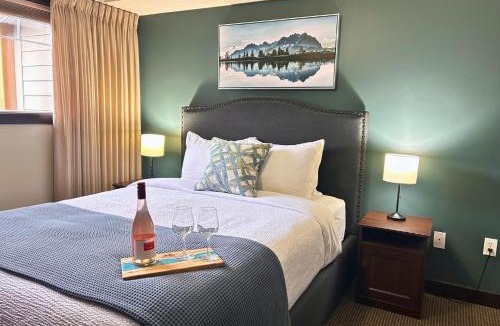 Copperstone Resort Apartment | Scenic Mountain With Outdoor Hot Tub 1 Bedroom Den