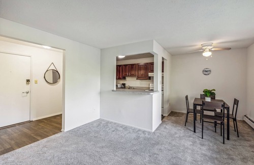 Parma Apartment | Scenic Towers 3012 I Cozy & Comfy I Free Parking