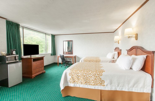 Schenectady Hotel | Schenectady Inn & Suites