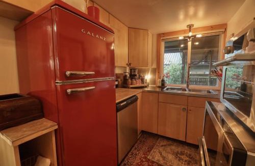 Gibsons House | SEAS THE DAY house hot tub pet friendly bbq location location location