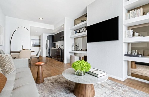 Downtown Miami Hotel | Seaside Serenity - 2BR Suite with Breathtaking Ocean Views