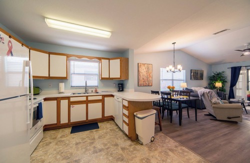 Highland Condo | Sebring Raceway & Golf: Spring Lake Villa with Pool!