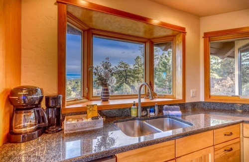 Pagosa Springs Cabin | Secluded Cabin w/Hot Tub on 8 Acres