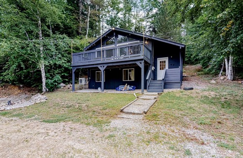 Bartlett House | Secluded home with gas woodstove, new kitchen & AC - near ski resort & trails