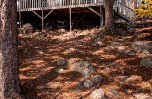 Mount Desert House | Secluded Waterfront Cottage on Long Pond