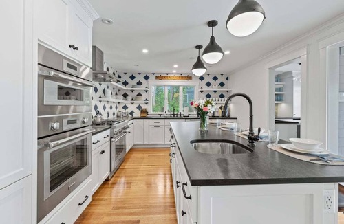 Orleans House | Second Wind :039-O An Orleans Estate with large heated pool, spa, on Town Cove; sleeps 24