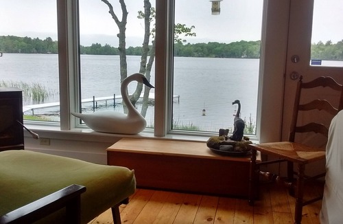 Hope House | Serendipity Cottage on Lermond Pond