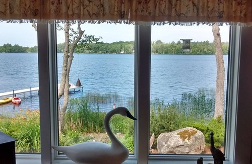 Hope House | Serendipity Cottage on Lermond Pond