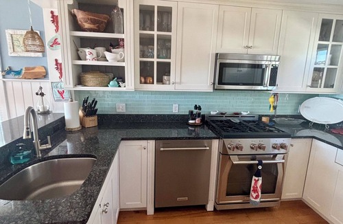 Camp Ellis House | Serene Quintessential Maine 3-bedroom beach house with AC in beautiful Saco
