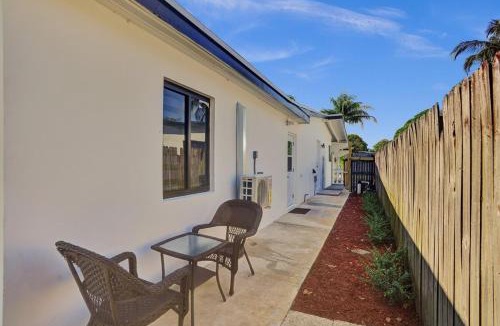 Ives Estates House | Serene Suite Near Aventura