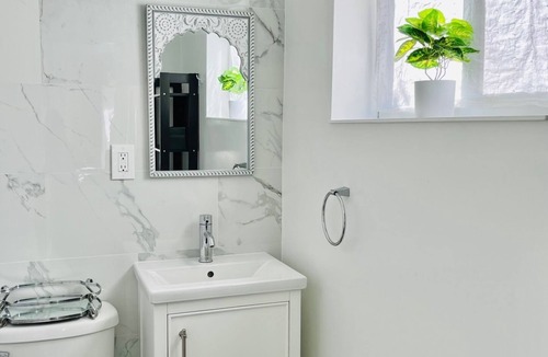 Coral Way Apartment | Serene & sunny studio on a tropical, quiet property in historic neighborhood