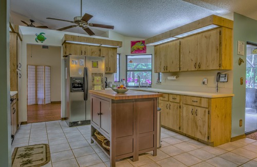 Jupiter Farms House | SHADEY ACRES - HEATED POOL/SPA DOG FRIENDLY ECO-RETREAT NEAR BEACHES