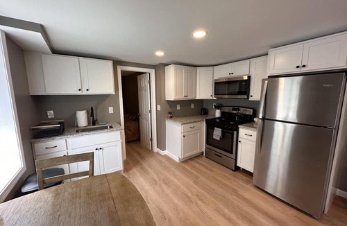 Seabrook Apartment | Shark Bait - Cozy Coastal Escape Near Hampton Beach