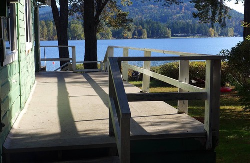 Shawnigan Lake Cottage | Shawnigan Lake Vacation Rental Cottage