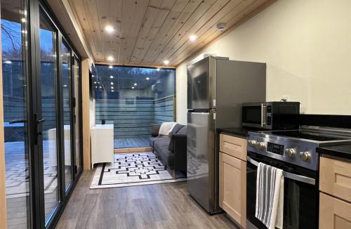 Almont Apartment | Shipping Container at Double Nickel Farm