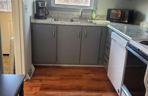 York Beach House | Short Sands Beach is a 5-Minute Walk. Dates Available! Memorial Day Weekend Open
