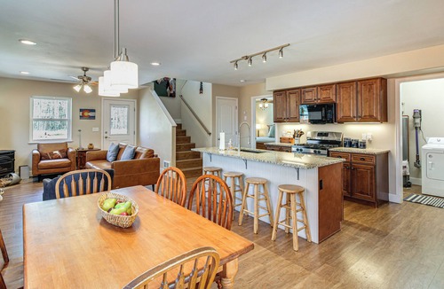 Gunnison House | Shuttle to Crested Butte! 2-Unit Gunnison Retreat