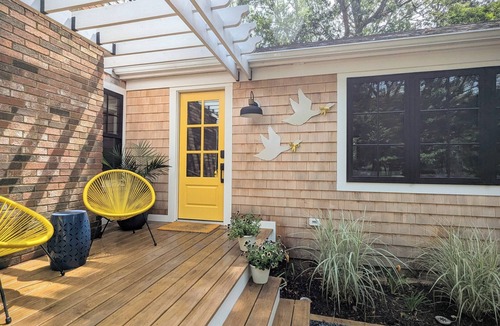 North Eastham House | Silly Goose: Beach Days, Game Nights & Chill with A/C, Wi-Fi & Room for 8!