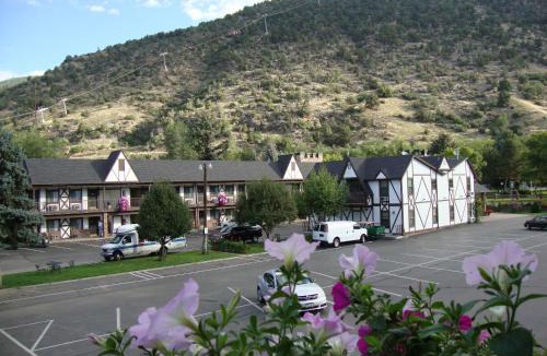 Glenwood Springs Hotel | Silver Spruce Inn