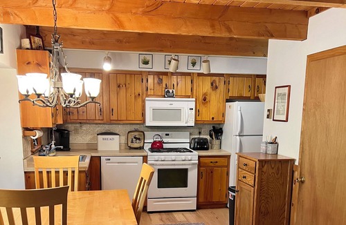 Bartlett Condo | Single family home in the White Mountains -sleeps 8 people.