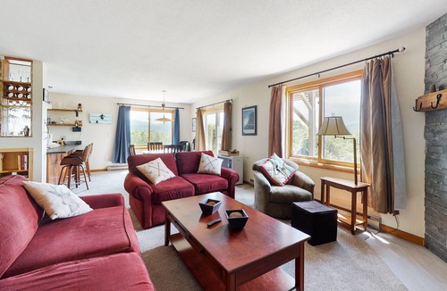 Jackson Condo | Ski Chalet-Inspired Condo w/ Incredible Views, Free WiFi, Furnished Patio, & W/D