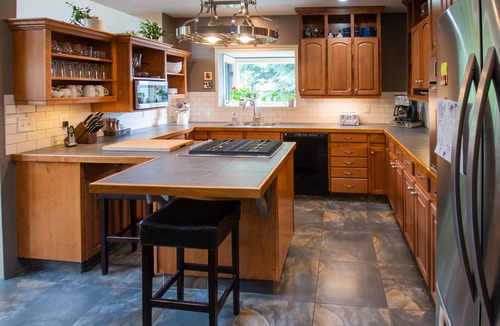 East Kootenay House | Ski Fernie Flyfish on the Elk River