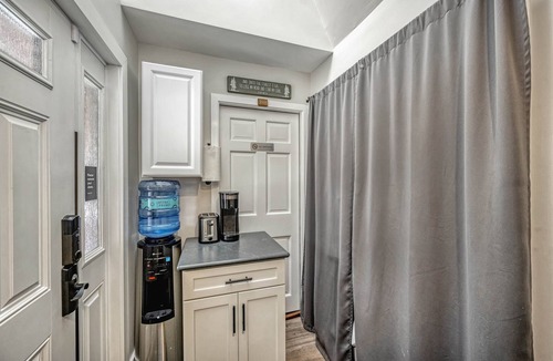 Carroll Condo | Ski-in/Out 1st on Mountain Lux Suite + Kitchenette