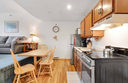 Sunday River Area Condo | Ski-In/Ski-Out Sunday River Condo: Sunrise A-129