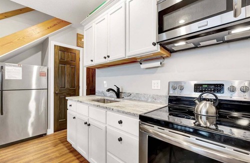 Sunday River Area Condo | Ski-In/Ski-Out Sunday River Condo: Sunrise C-105