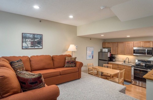 Sunday River Area Condo | Ski-In/Ski-Out Sunday River Condo: Sunrise A-102