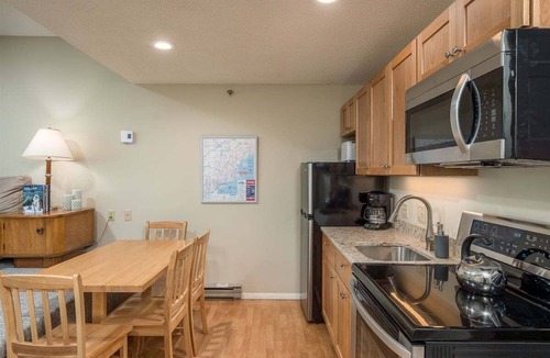 Sunday River Area Condo | Ski-In/Ski-Out Sunday River Condo: Sunrise A-102