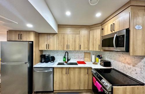 Southwest Edmonton Apartment | Sleek Guest Retreat SW EDM BSMT Suite