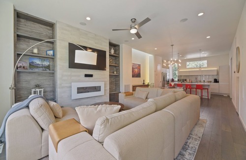 Sloan Lake Condo | Sloan's Lake Luxury | Private Rooftop | 30-Day Min