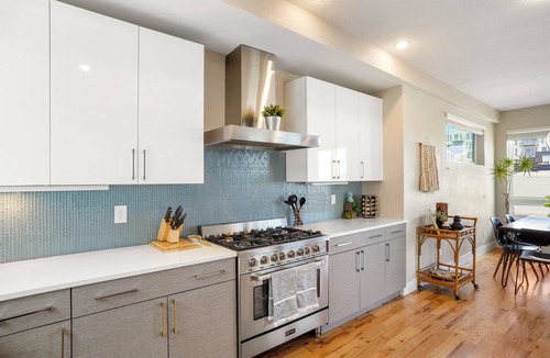 West Colfax House | Slofax House - Modern 2 Bedroom Home with Rooftop Hot Tub in Sloans Lake Denver