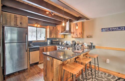 East Burke House | Slopeside Burke Mtn Condo w/Amenity Access!
