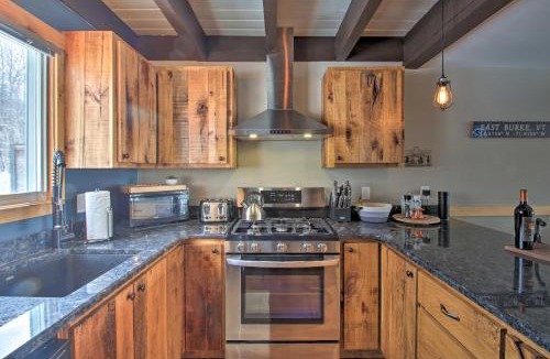 East Burke House | Slopeside Burke Mtn Condo w/Amenity Access!