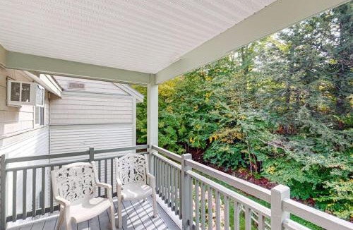 Jeffersonville Apartment | Smugglers' Notch Resort Slopeside 39